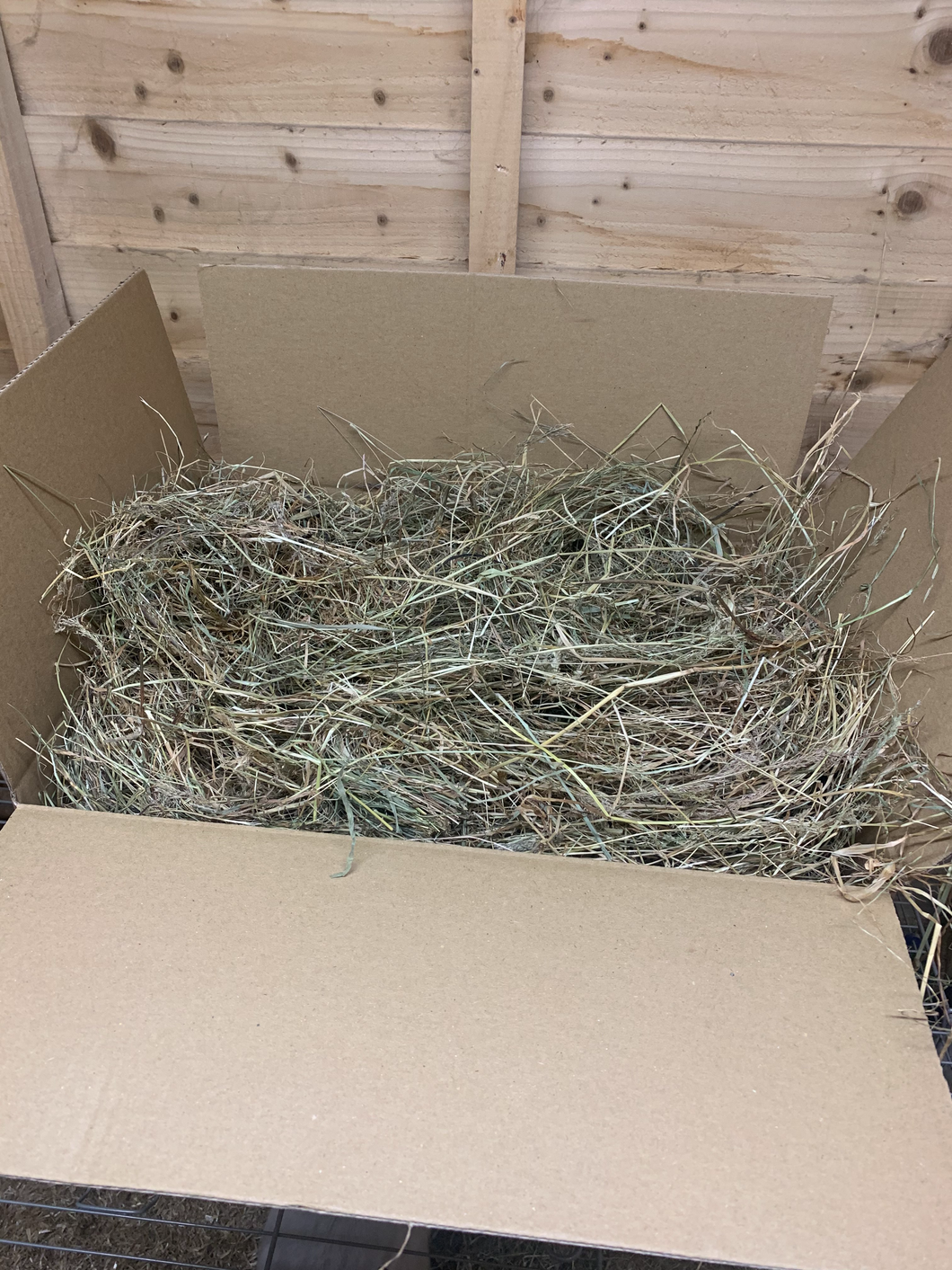 Boxed Hay (4kg)